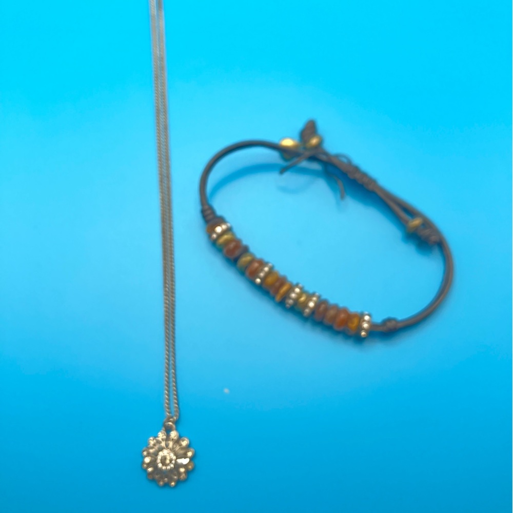 Fossil Necklace & Bracelet-  DAMAGED